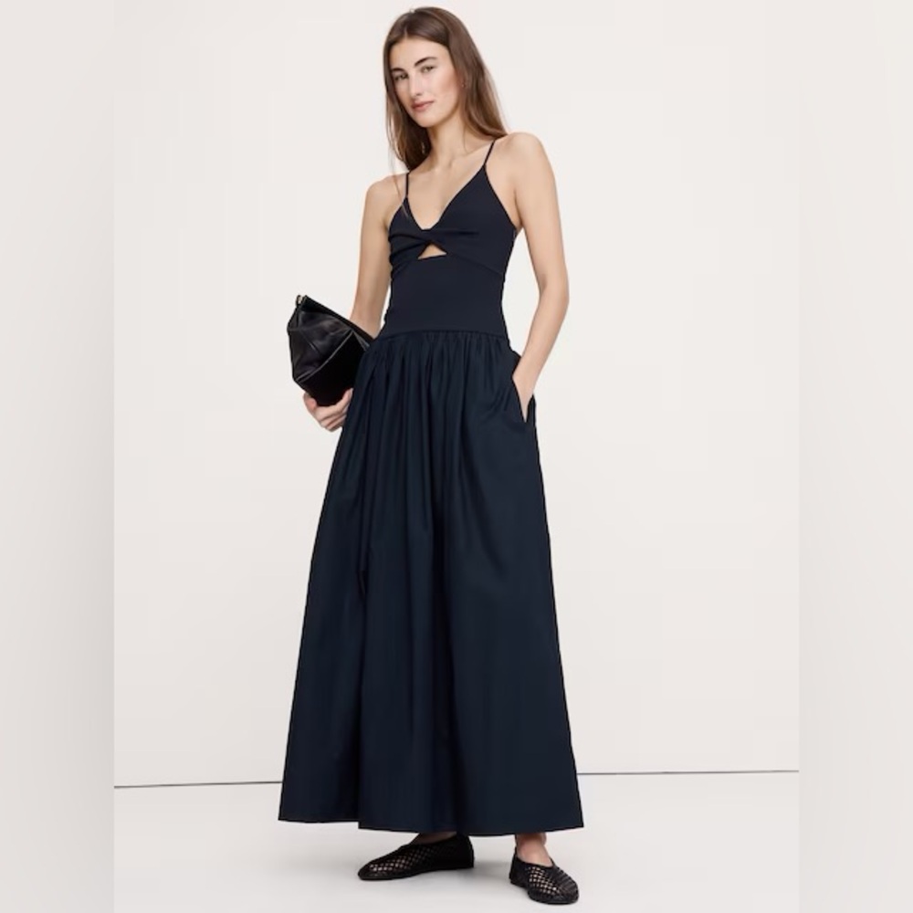 NWT! Banana Republic Navy Jersey & Poplin Twist-Front Maxi Dress -Small Petite 🥥